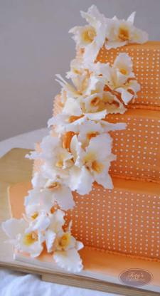 Glamour Italian Wedding Cake