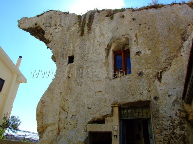 unusual places to get married in Sardinia