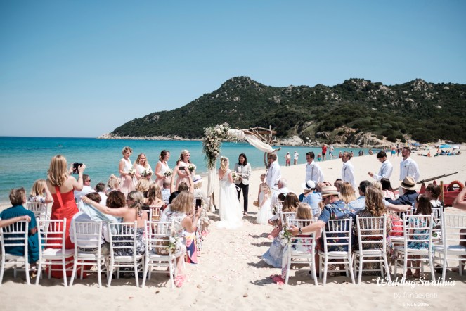 beach wedding in Italy
